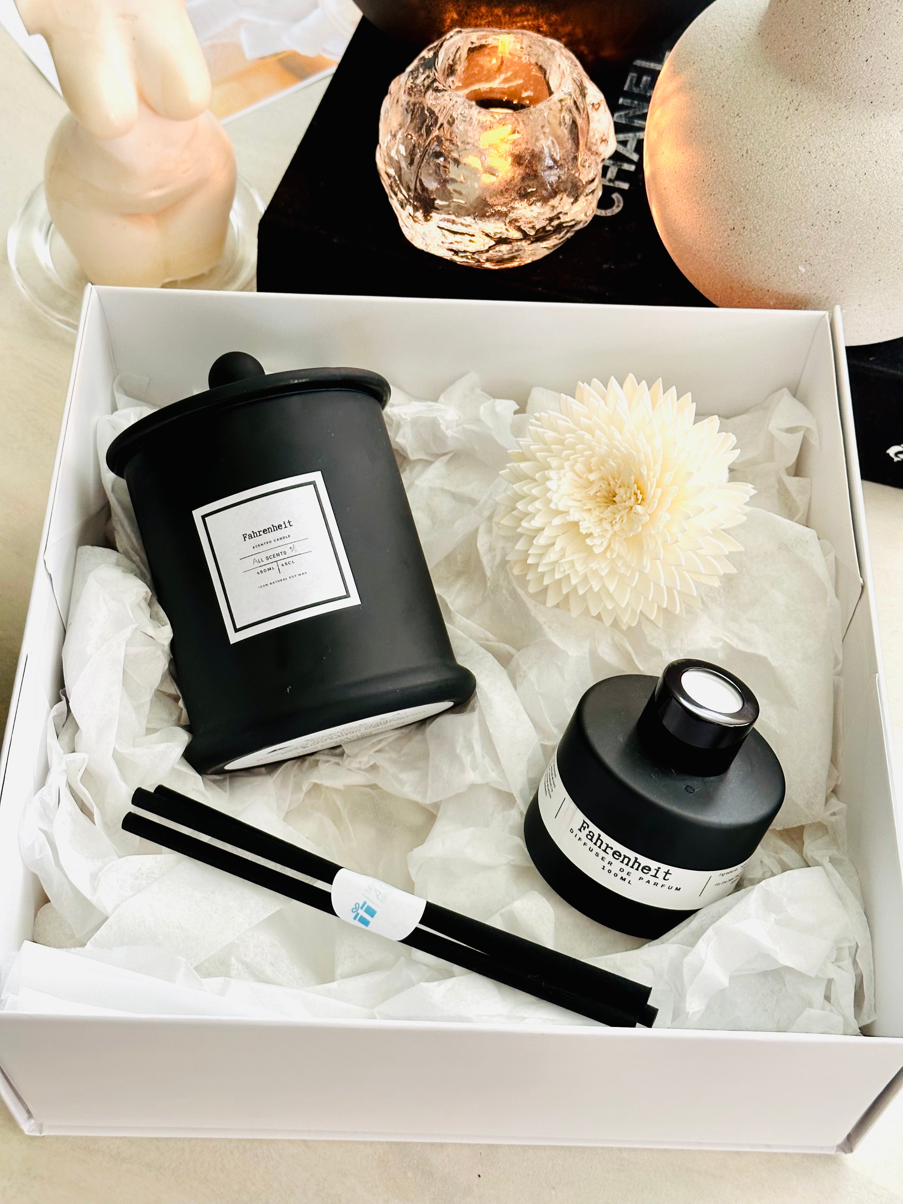 Our luxury home fragrance gift makes inspiring presents for friends and family. Our beautifully boxed gift is perfectly suited to any space or occasion.